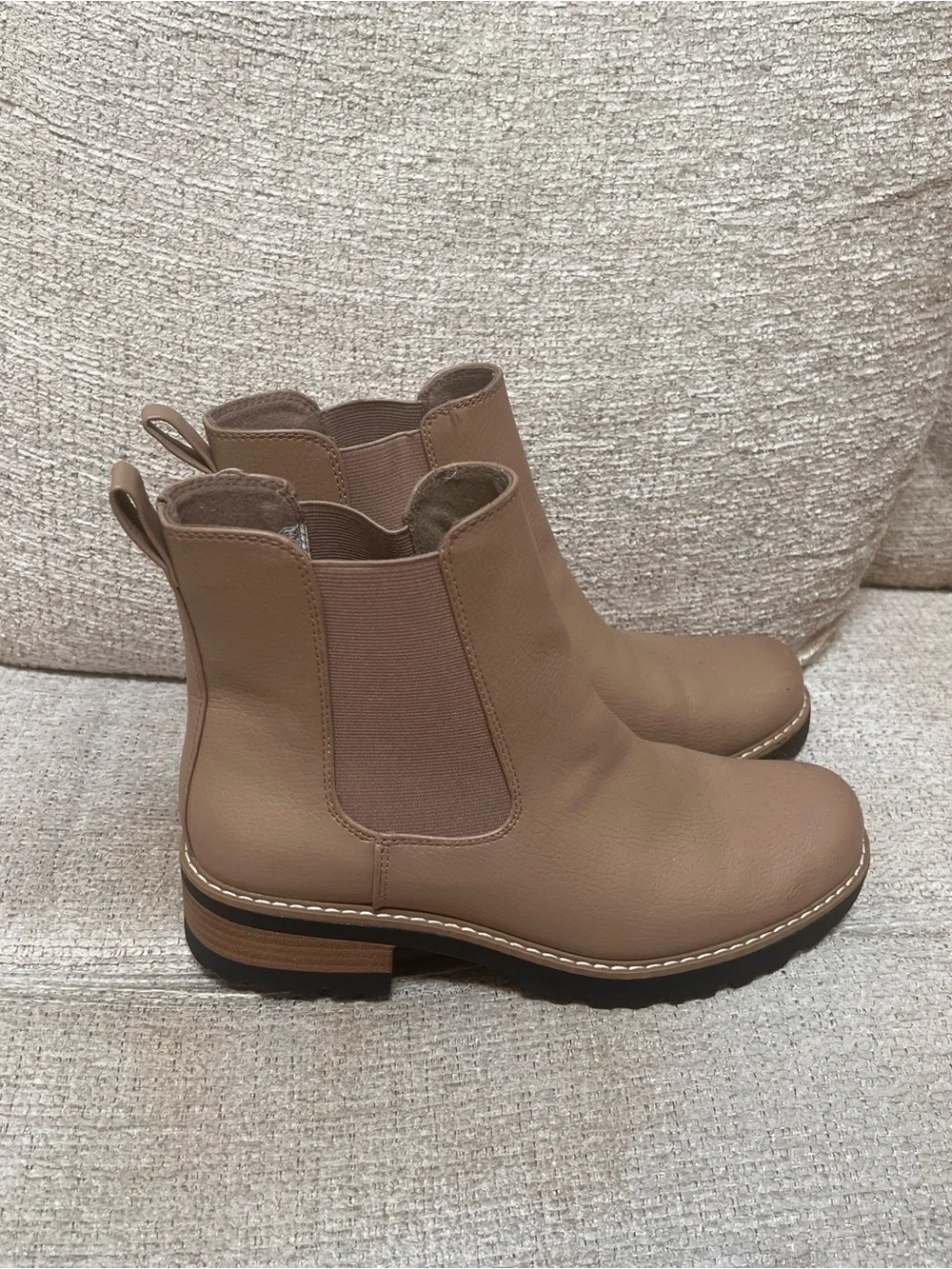 Women's Tan Chelsea Booties - Sleek Slip-On Ankle Boots Sz 9.5